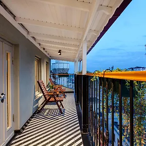Hotel World House Boutique
