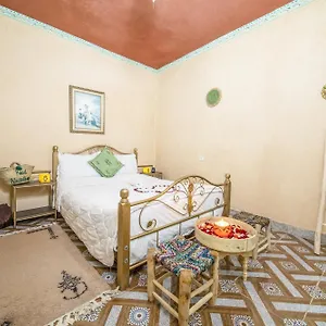 Riad Nicedinaa 