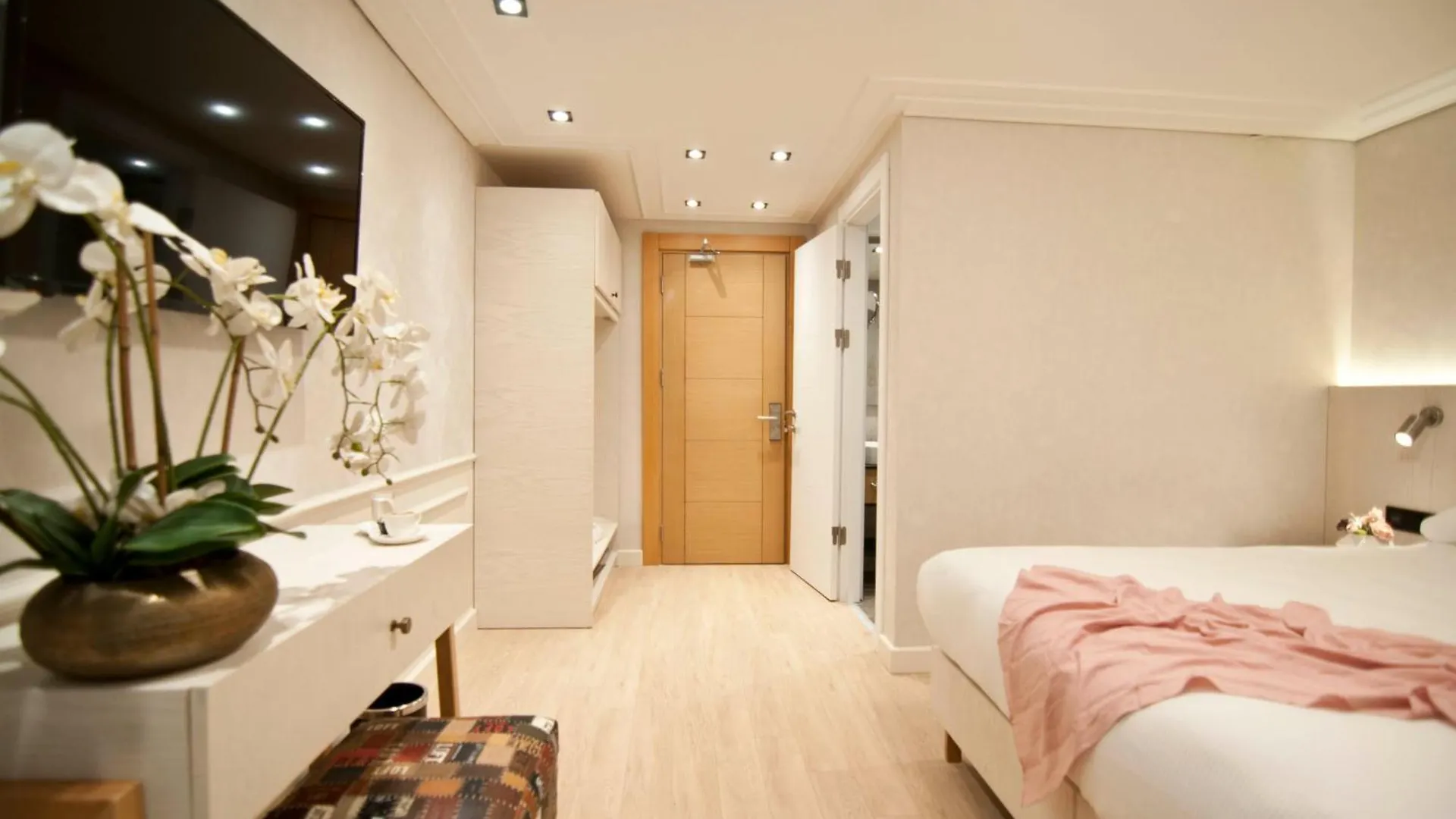 Xloft Hotel Istanbul 3*,