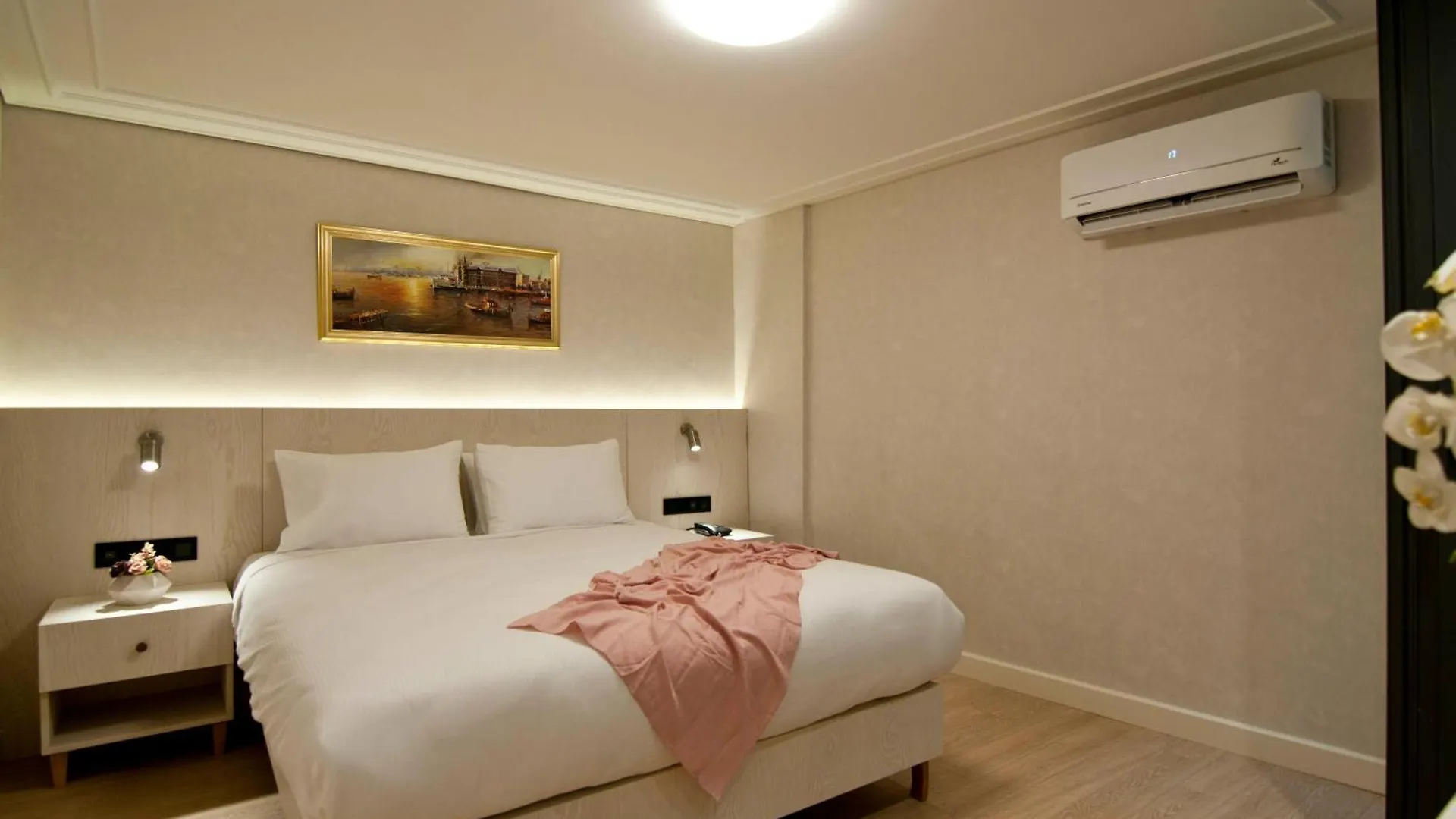 Xloft Hotel Istanbul